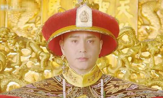 《那江烟花那江雨中》的皇帝是谁 清朝的皇上为什么戴耳环