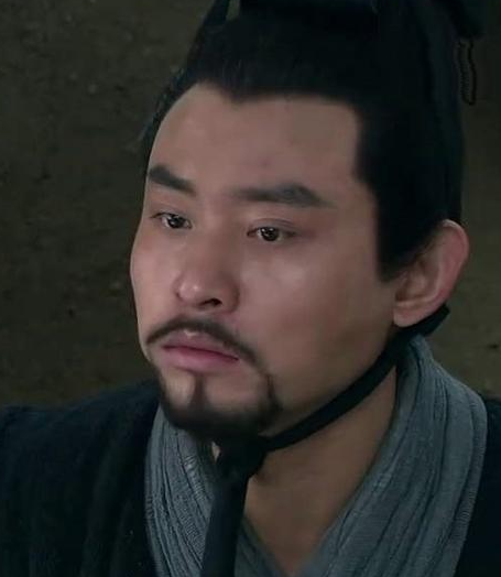 帝王权术下的恩仇悖论：刘邦诛恩赦仇的深层政治逻辑