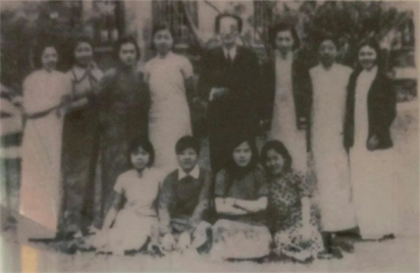 抗战英雄谱|双枪李林:最后一枚子弹射向自己 牺牲时已有身孕